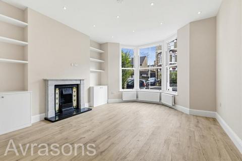 2 bedroom flat to rent, Montrell Road, Streatham Hill
