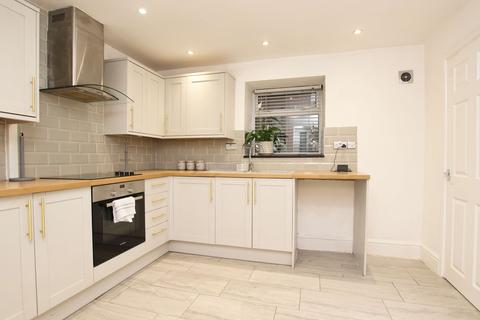 3 bedroom detached house for sale, Collenna Road, Tonyrefail CF39 8EL