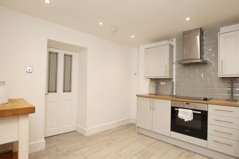 3 bedroom detached house for sale, Collenna Road, Tonyrefail CF39 8EL