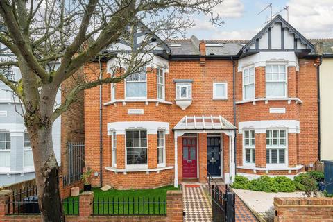 4 bedroom semi-detached house to rent, Amyand Park Road, Twickenham TW1