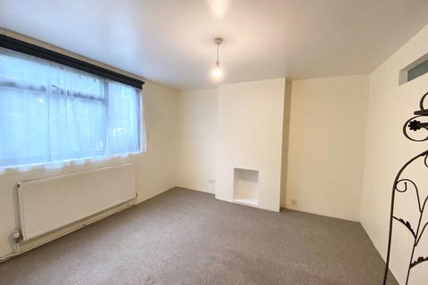 1 bedroom flat for sale, Elphick Road, Newhaven