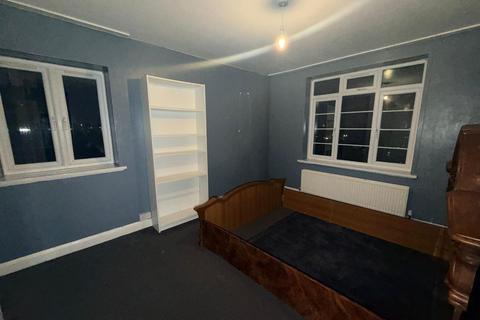 2 bedroom apartment to rent, Nevilles Court Dollis Hill Lane, London NW2