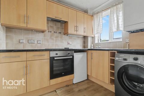 1 bedroom end of terrace house for sale, Lindisfarne Close, St Neots