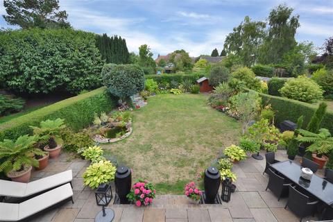 4 bedroom detached house for sale, Cliff Way, Radcliffe on Trent, Nottingham