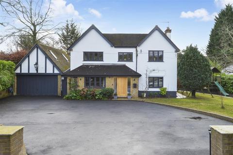 5 bedroom house for sale, Seale Village - Farnham