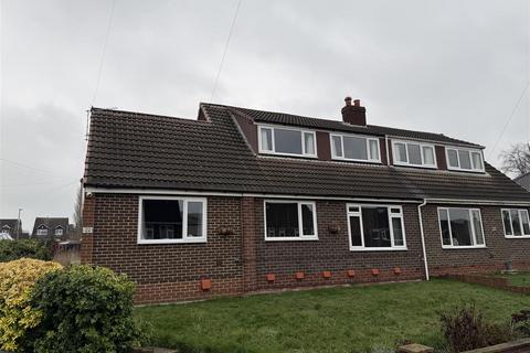 4 bedroom semi-detached house for sale, Manor Park, Mirfield WF14
