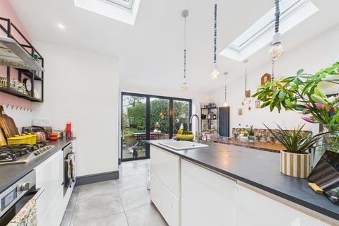 2 bedroom house for sale, East Park, Harlow CM17