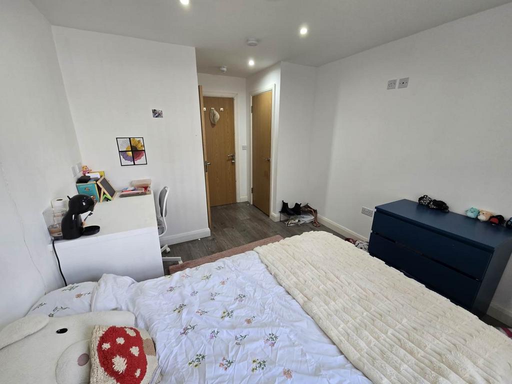 Bedroom 3 (2)