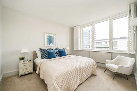 2 bedroom flat for sale, The Quadrangle, London SW10