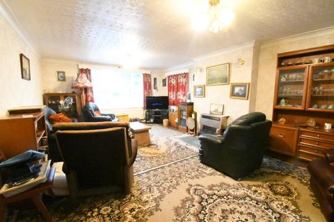 2 bedroom detached house for sale, Bedford Road, Kempston, Bedford, MK42