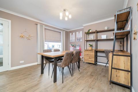undefined, Redmire Crescent, Shotts, ML7