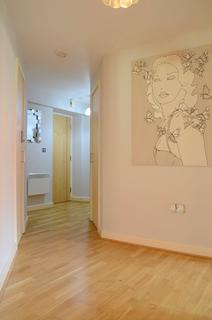 2 bedroom flat to rent, Coopers Court, The Old Brewery Quarter, Caroline Street, City Centre, CF10