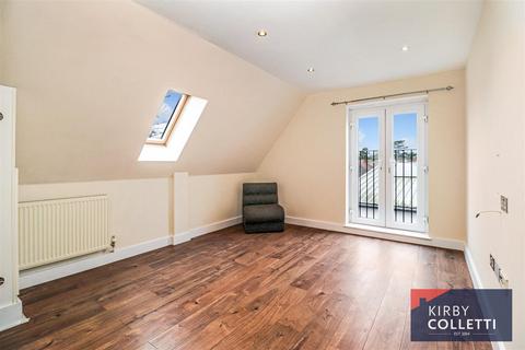 1 bedroom apartment for sale, Portland Court, Brocket Road, Hoddesdon