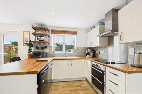 4 bedroom detached house for sale, Sandy Road, Narborough