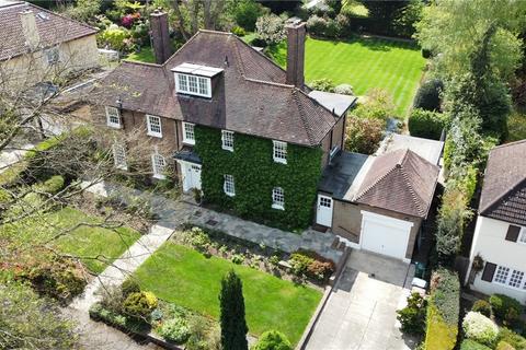 6 bedroom detached house to rent, Wolsey Road, Northwood HA6