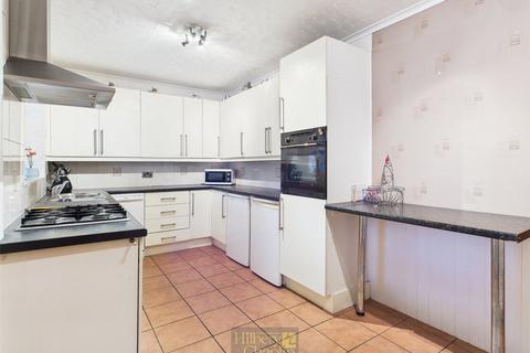 3 bedroom semi-detached house for sale, Whittington Road, Hutton, Brentwood, Essex, CM13