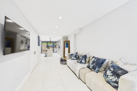 3 bedroom end of terrace house for sale, Musk Hill, Hemel Hempstead, HP1