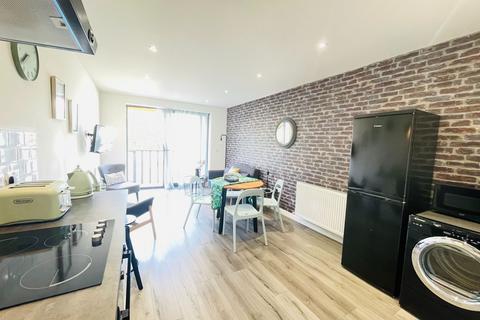 2 bedroom apartment to rent, 367 Hendon Way, London NW4