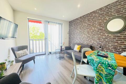 2 bedroom apartment to rent, 367 Hendon Way, London NW4