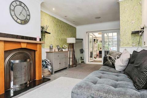 3 bedroom terraced house for sale, Worlds End Lane, Birmingham B32