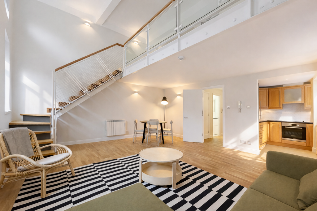 Bright modern duplex with open-plan layout
