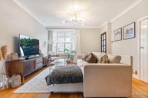 2 bedroom terraced house for sale, Manser Road, Rainham