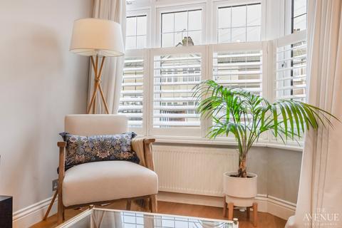 2 bedroom terraced house for sale, Manser Road, Rainham