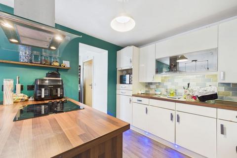 4 bedroom semi-detached house for sale, Woodgate, Fylingthorpe