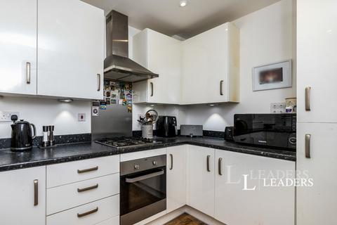 undefined, White Close, Broadbridge Heath, Horsham, RH12