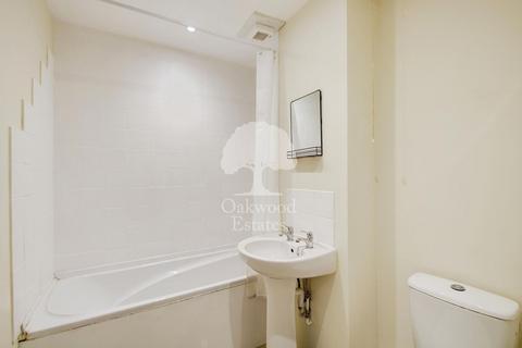 2 bedroom apartment to rent, Maplin Park, Langley SL3