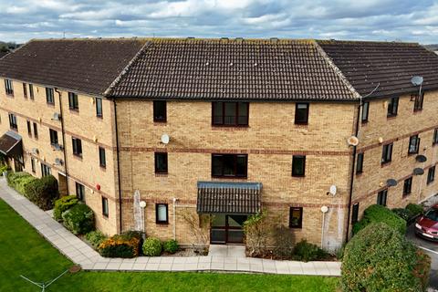 1 bedroom flat for sale, Messant Close, Romford RM3