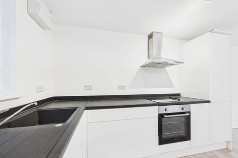 2 bedroom flat to rent, St. Marys Road, Market Harborough