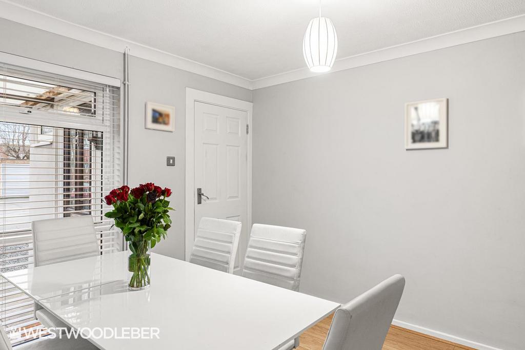 Glenester Close 14.jpg