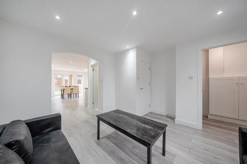 undefined, Keats Close, Wimbledon, London, SW19