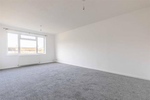 2 bedroom apartment for sale, Lovejoy Lane, Windsor