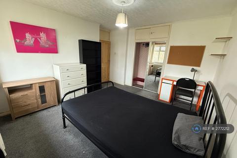 undefined, Beechtree Avenue, Egham, TW20