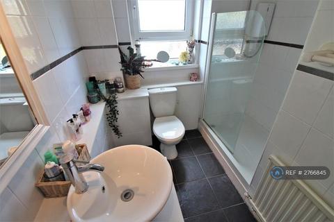 1 bedroom flat to rent, Haslegrave House, Portsmouth, PO2