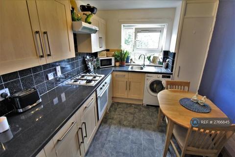 1 bedroom flat to rent, Haslegrave House, Portsmouth, PO2