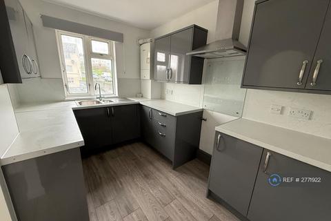 2 bedroom flat to rent, De La Hay Avenue, Plymouth, PL3