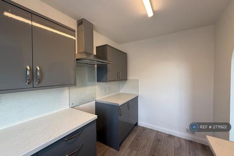 2 bedroom flat to rent, De La Hay Avenue, Plymouth, PL3