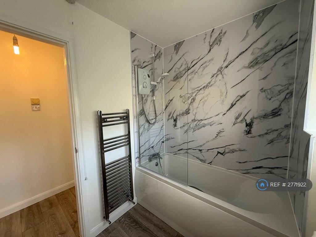 Bathroom1