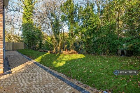 undefined, Barleyfields, High Wycombe, HP10