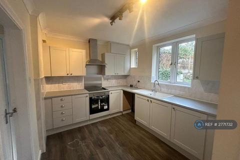 3 bedroom terraced house to rent, Frame Lane, Doseley, Telford, TF4