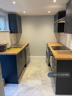 4 bedroom semi-detached house to rent, Cromwell Road, St. Andrews, Bristol, BS6