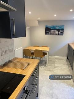 4 bedroom semi-detached house to rent, Cromwell Road, St. Andrews, Bristol, BS6