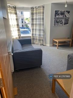4 bedroom semi-detached house to rent, Cromwell Road, St. Andrews, Bristol, BS6