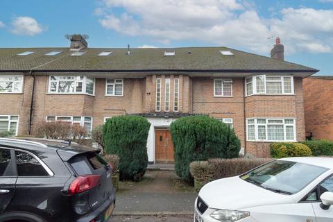 2 bedroom flat for sale, Heronsgate, Edgware, HA8