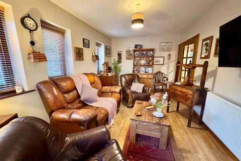 4 bedroom house for sale, Maes Pandy, Trefriw