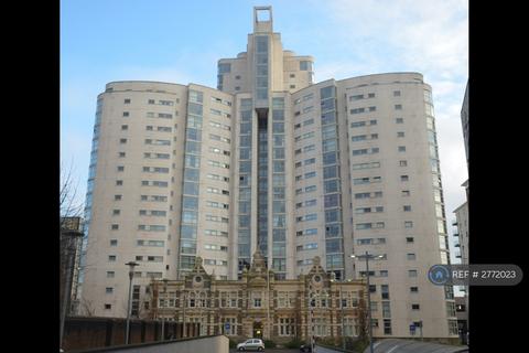 2 bedroom flat to rent, Altolusso, Cardiff, CF10
