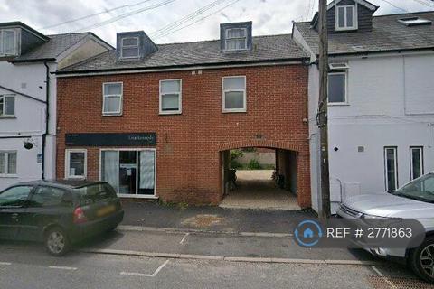 1 bedroom flat to rent, South Street, Pennington, Lymington, SO41